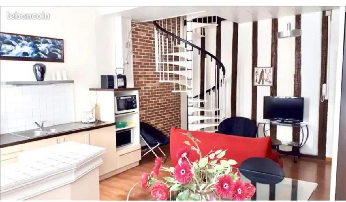 Apartamento Duplex N°3 Au Coeur De Bagneres De Bigorre Exterior foto
